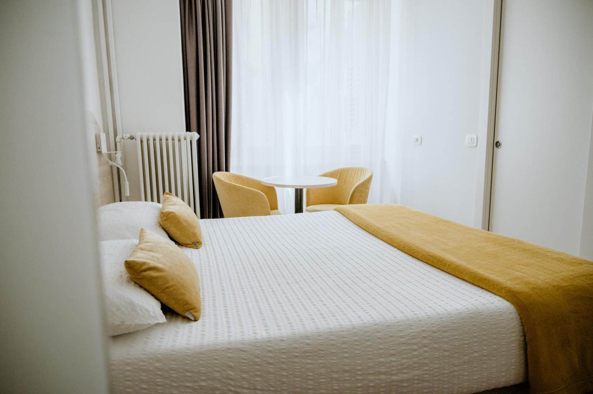 Hotel Venezia Trento Exterior photo